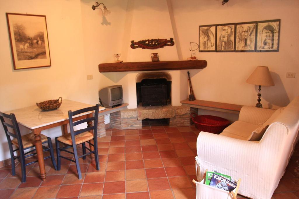 Agriturismo Villa Opera Volterra Rum bild